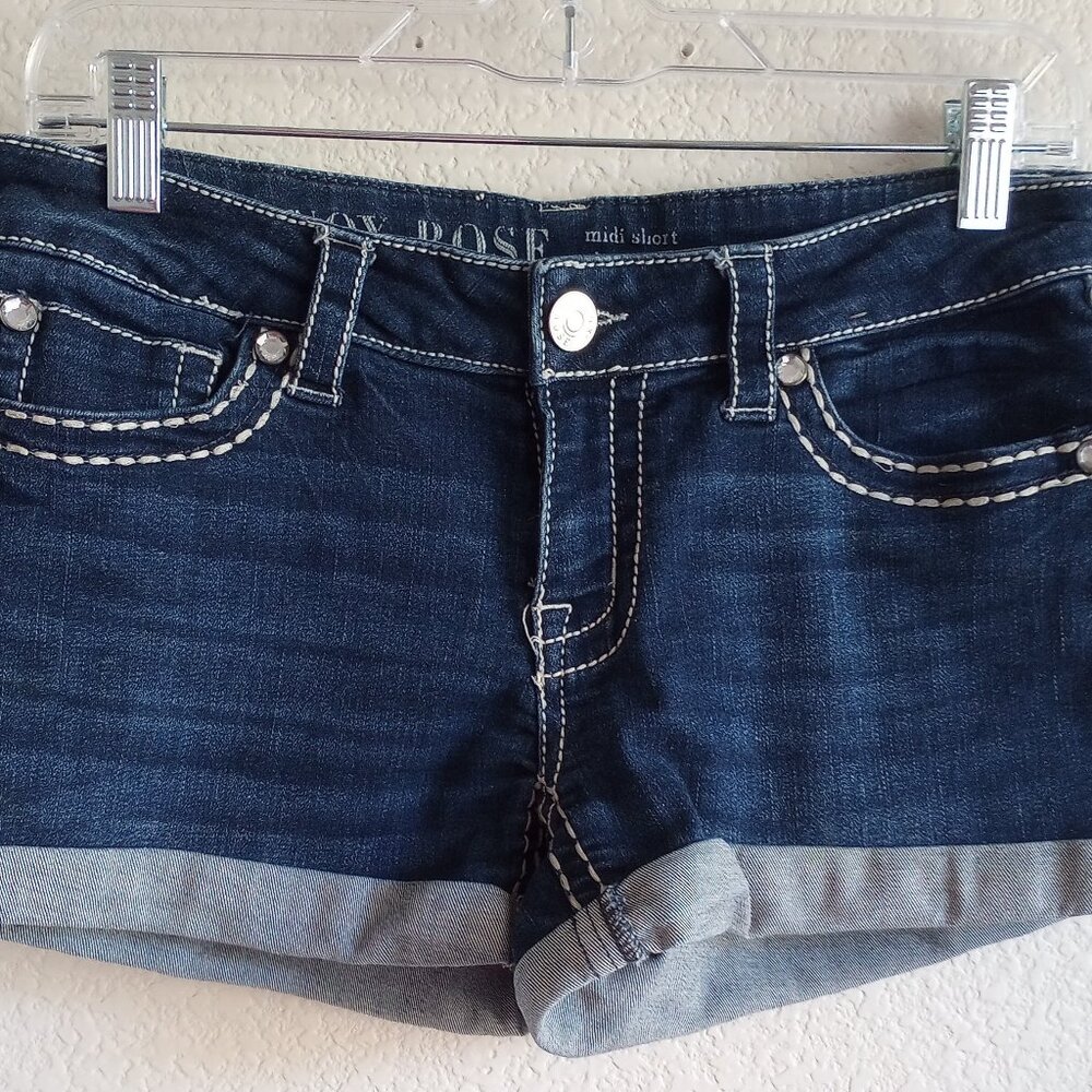 Jean shorts, women's cuffed size 6